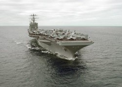Авианосец США идет на помощь Южной Корее Авианосец США идет на помощь Южной Корее